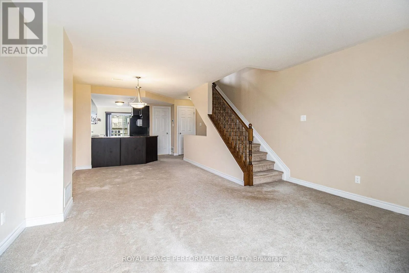 772 LAKERIDGE DRIVE