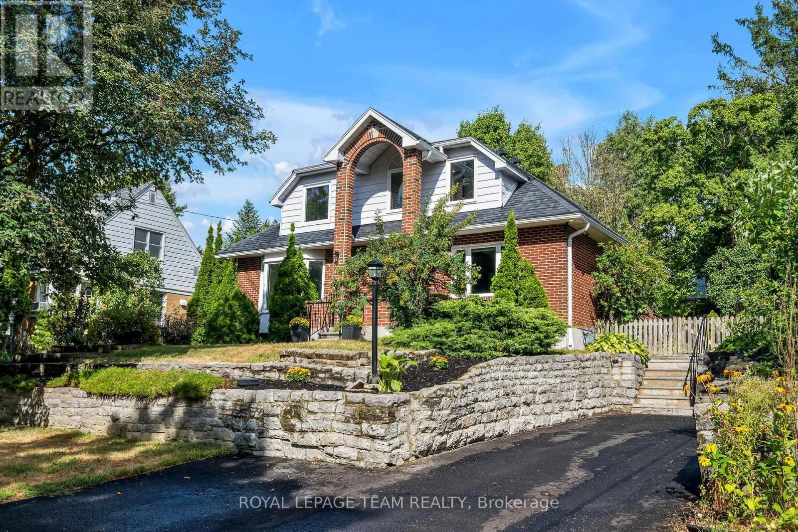 2233 BEAVER AVENUE