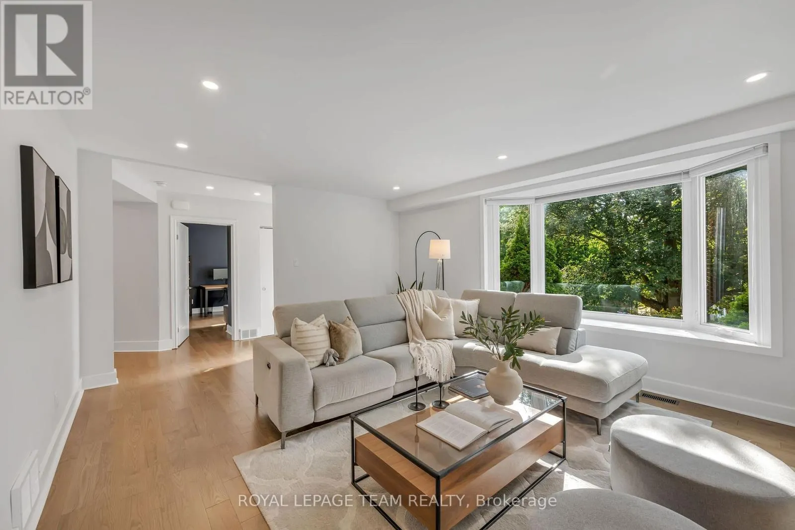 2233 BEAVER AVENUE