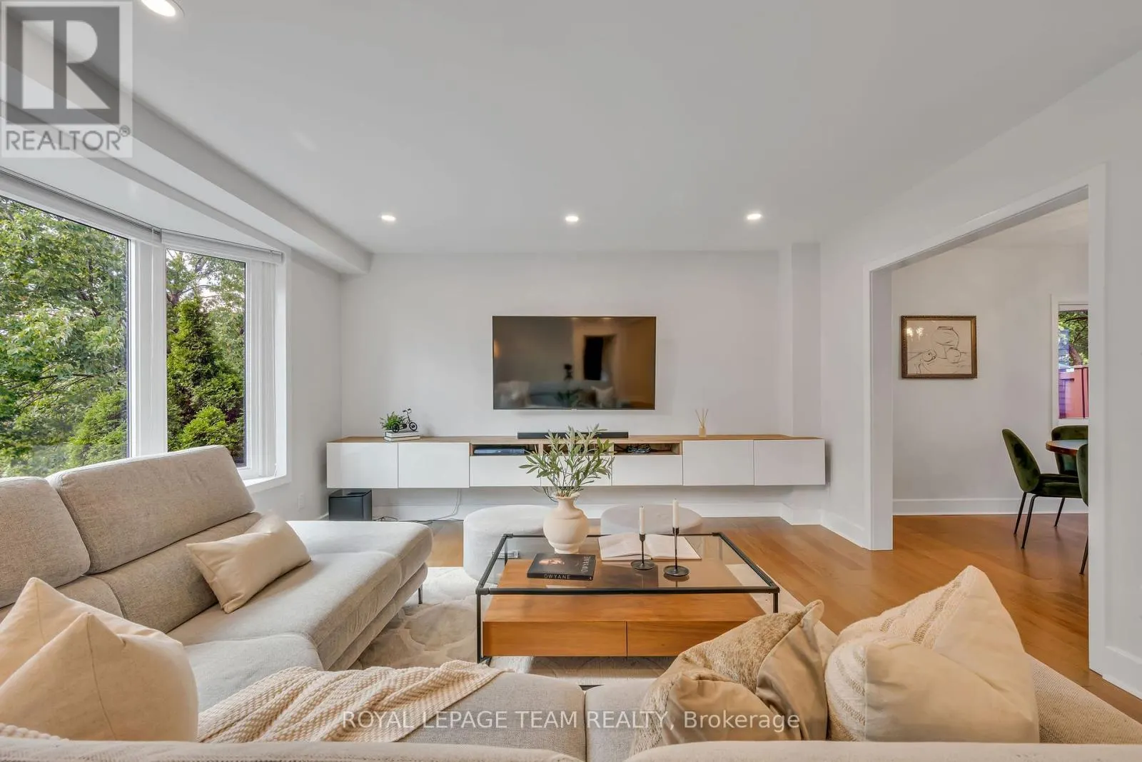 2233 BEAVER AVENUE