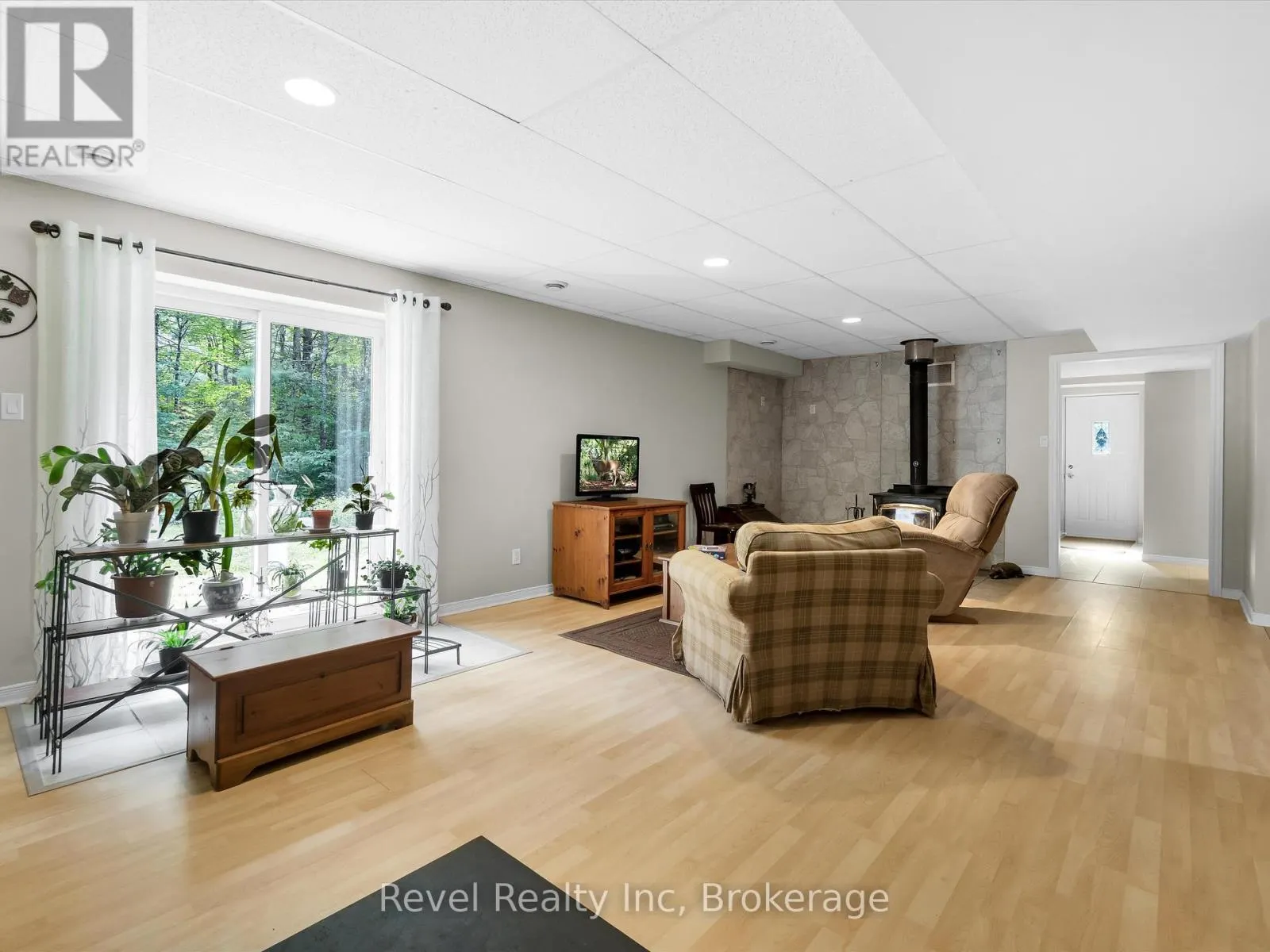 1326 ECHO LAKE ROAD