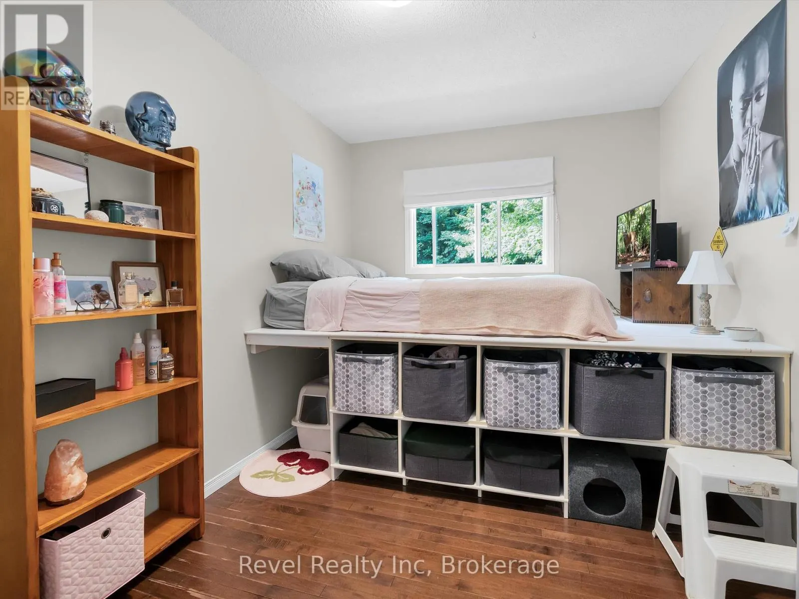 1326 ECHO LAKE ROAD
