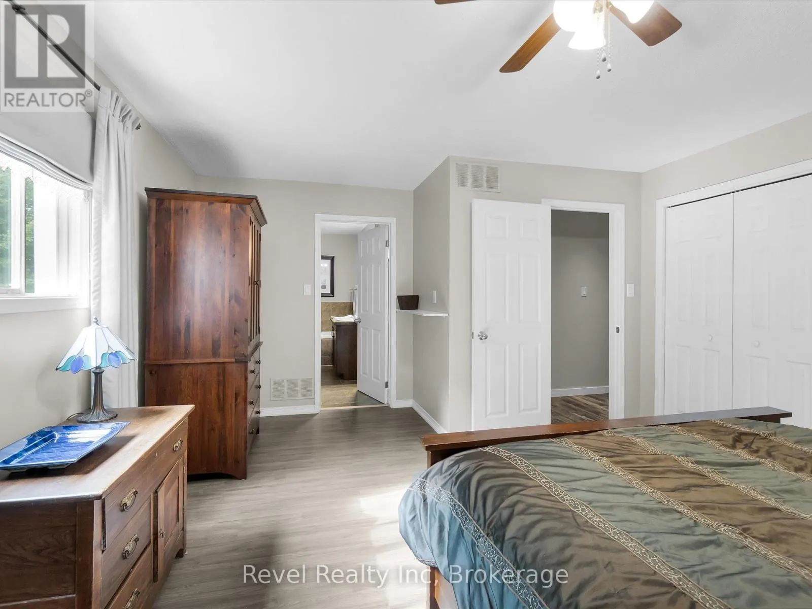 1326 ECHO LAKE ROAD