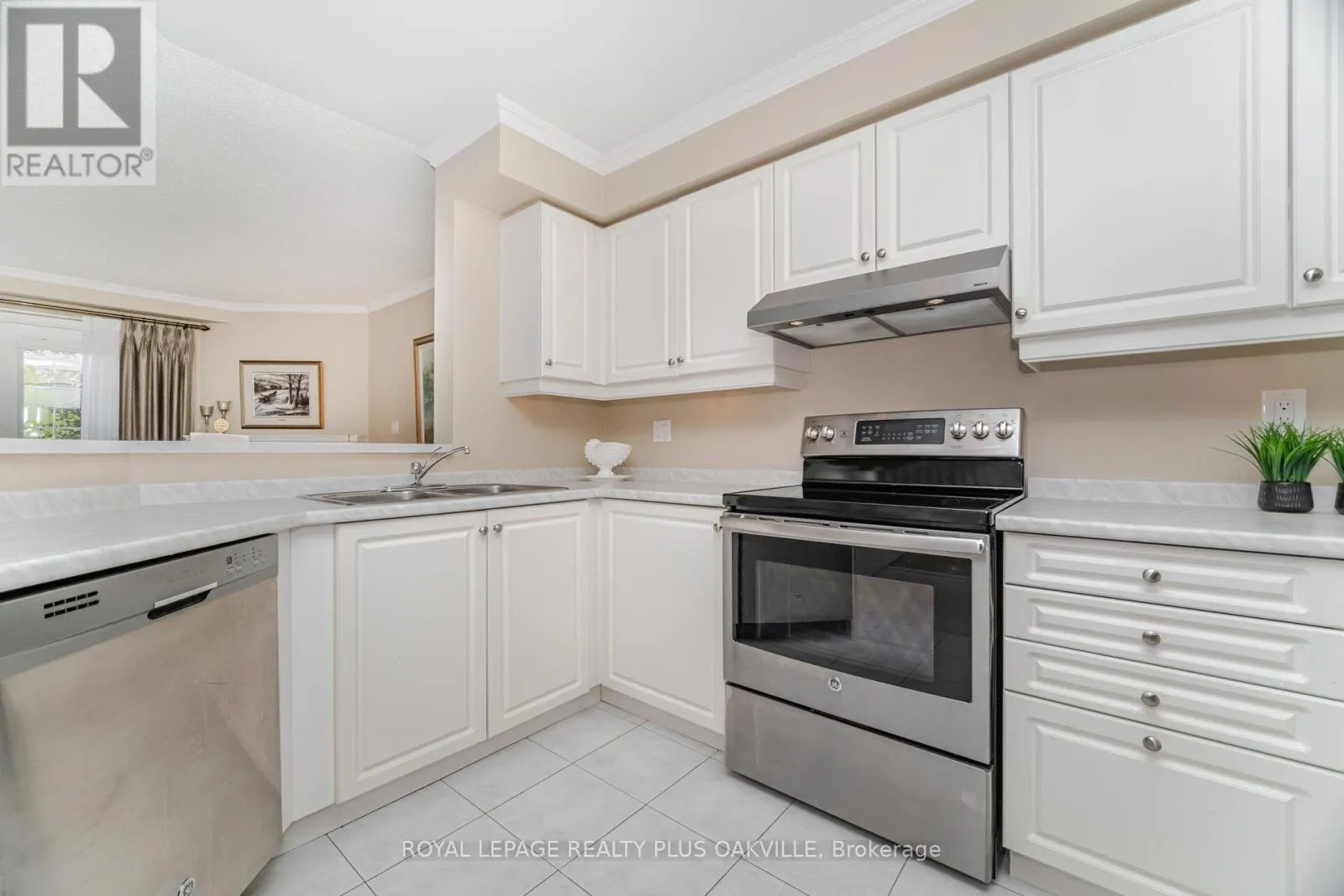 53 KILDONAN CRESCENT