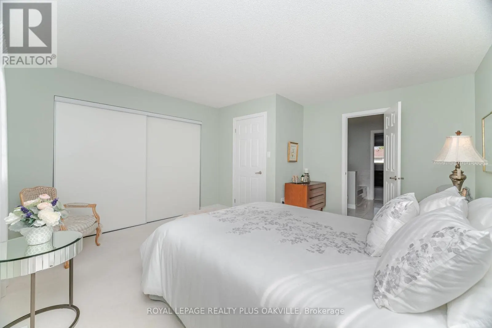 53 KILDONAN CRESCENT