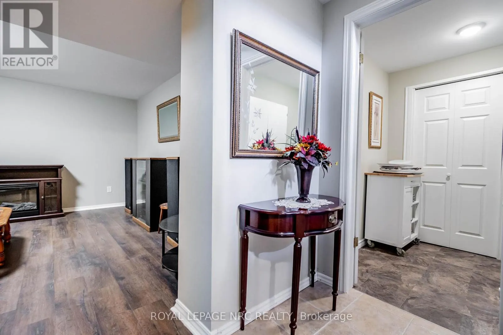 15 - 4300 KALAR ROAD, #15