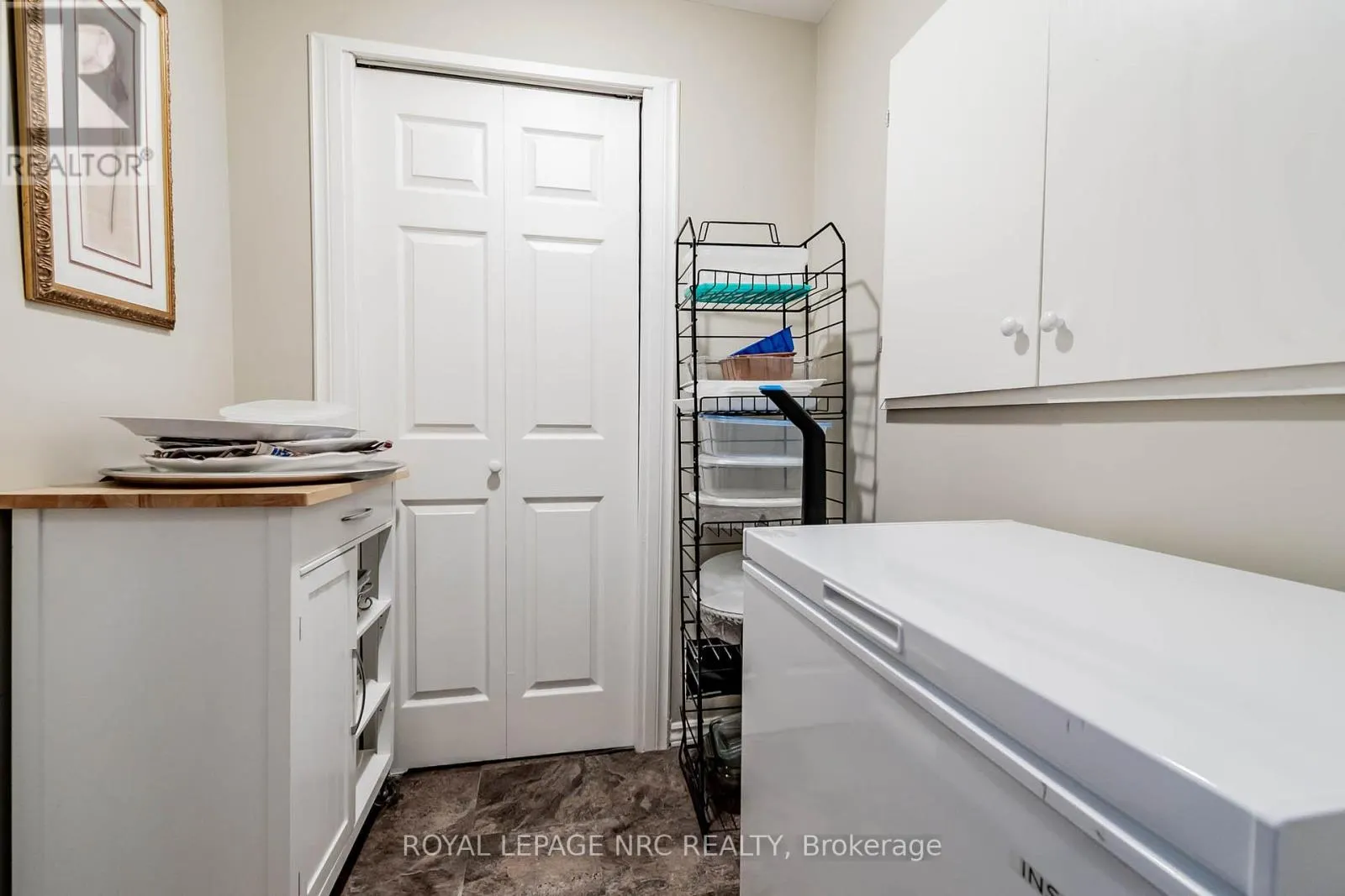 15 - 4300 KALAR ROAD, #15
