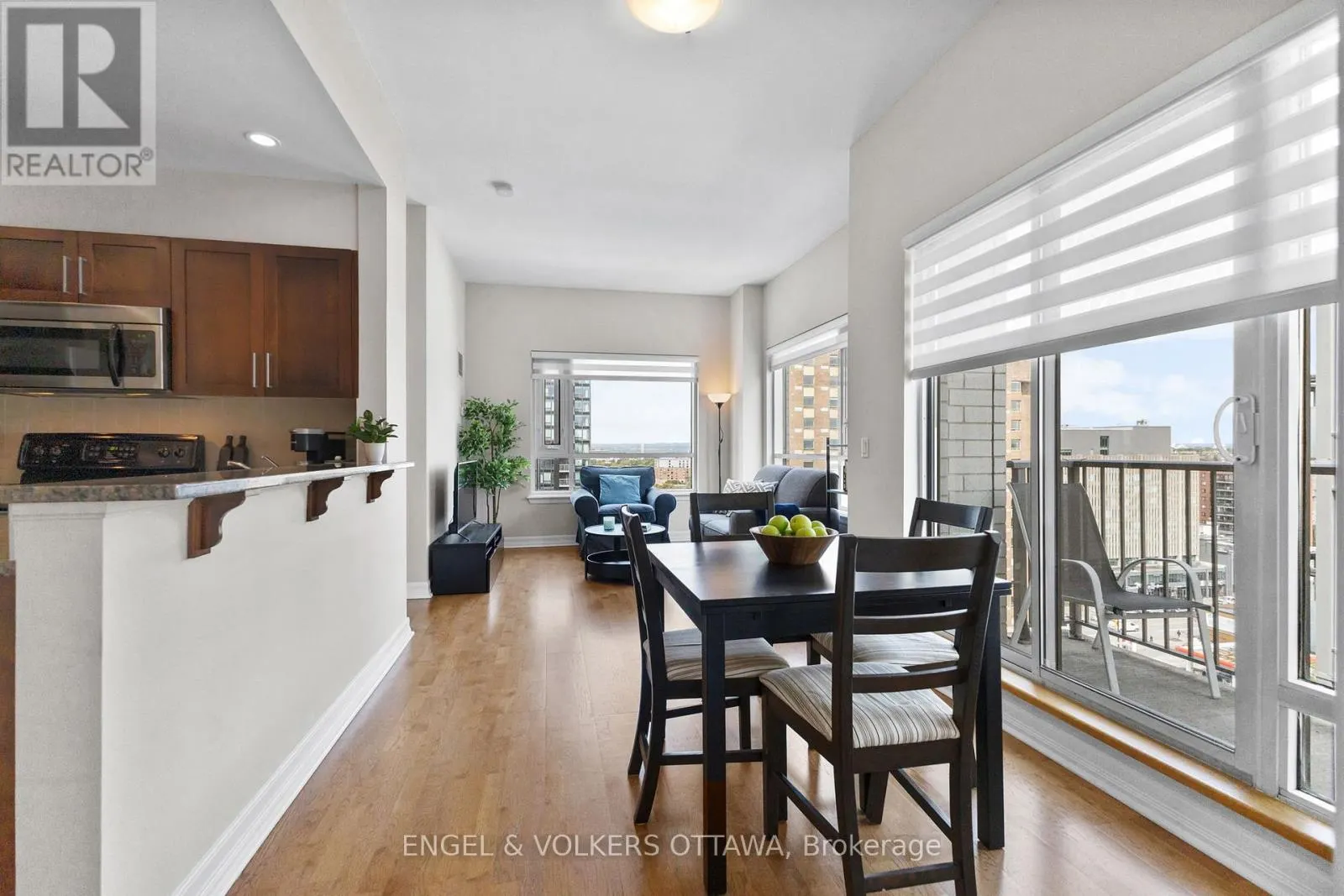 1211 - 200 BESSERER STREET