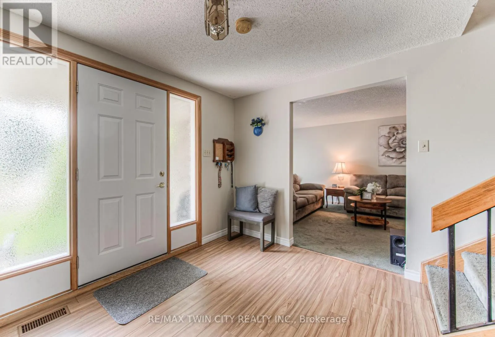 82 ROSENEATH CRESCENT