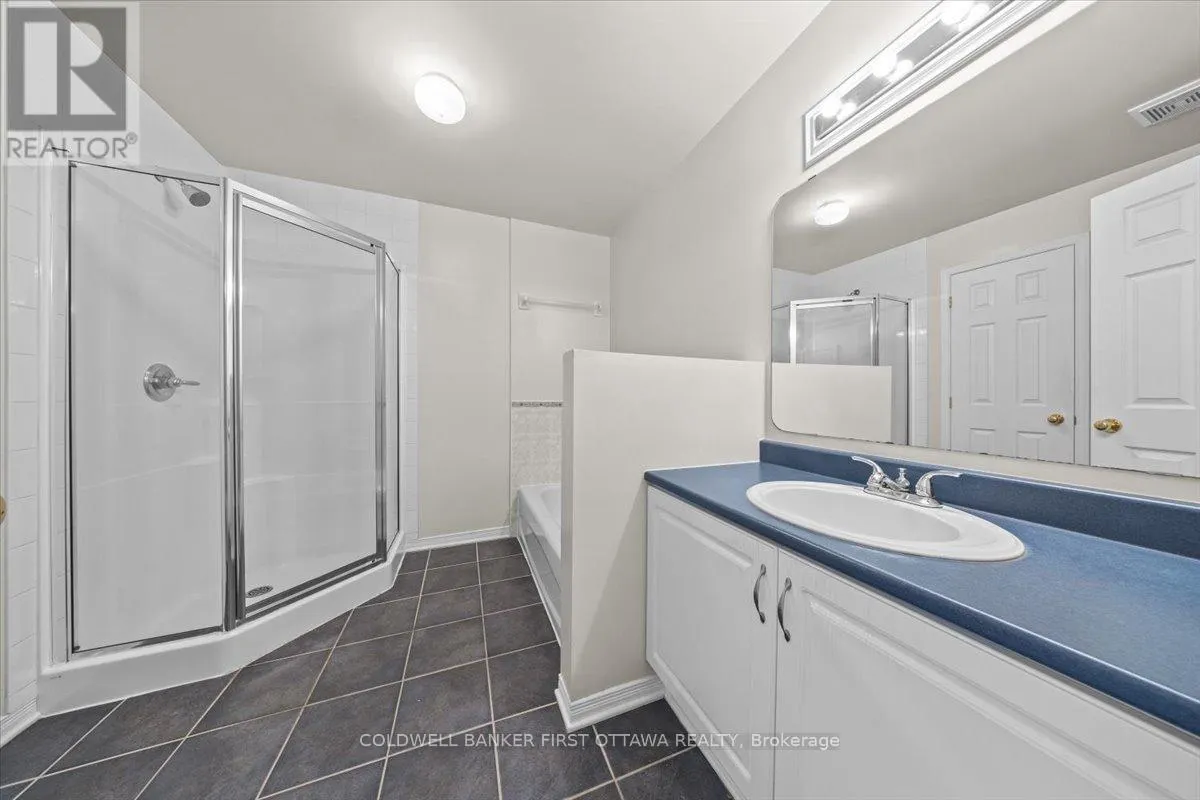 18 MAXTON PRIVATE