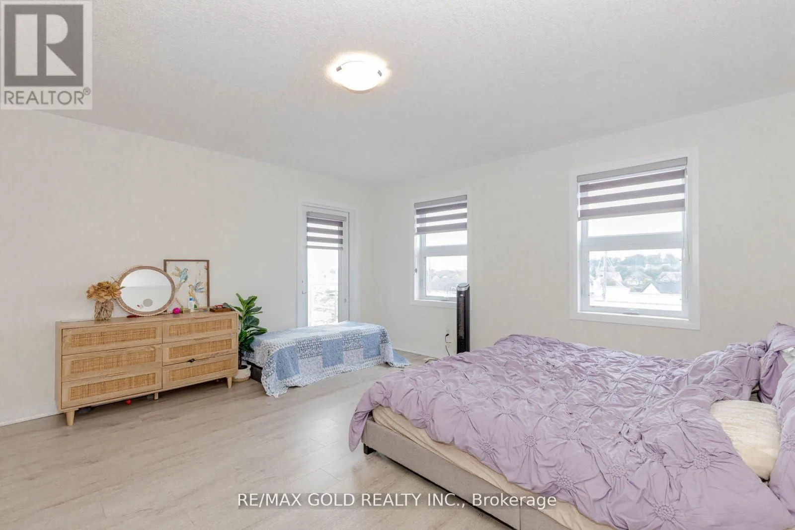 3 - 124 SEABROOK DRIVE