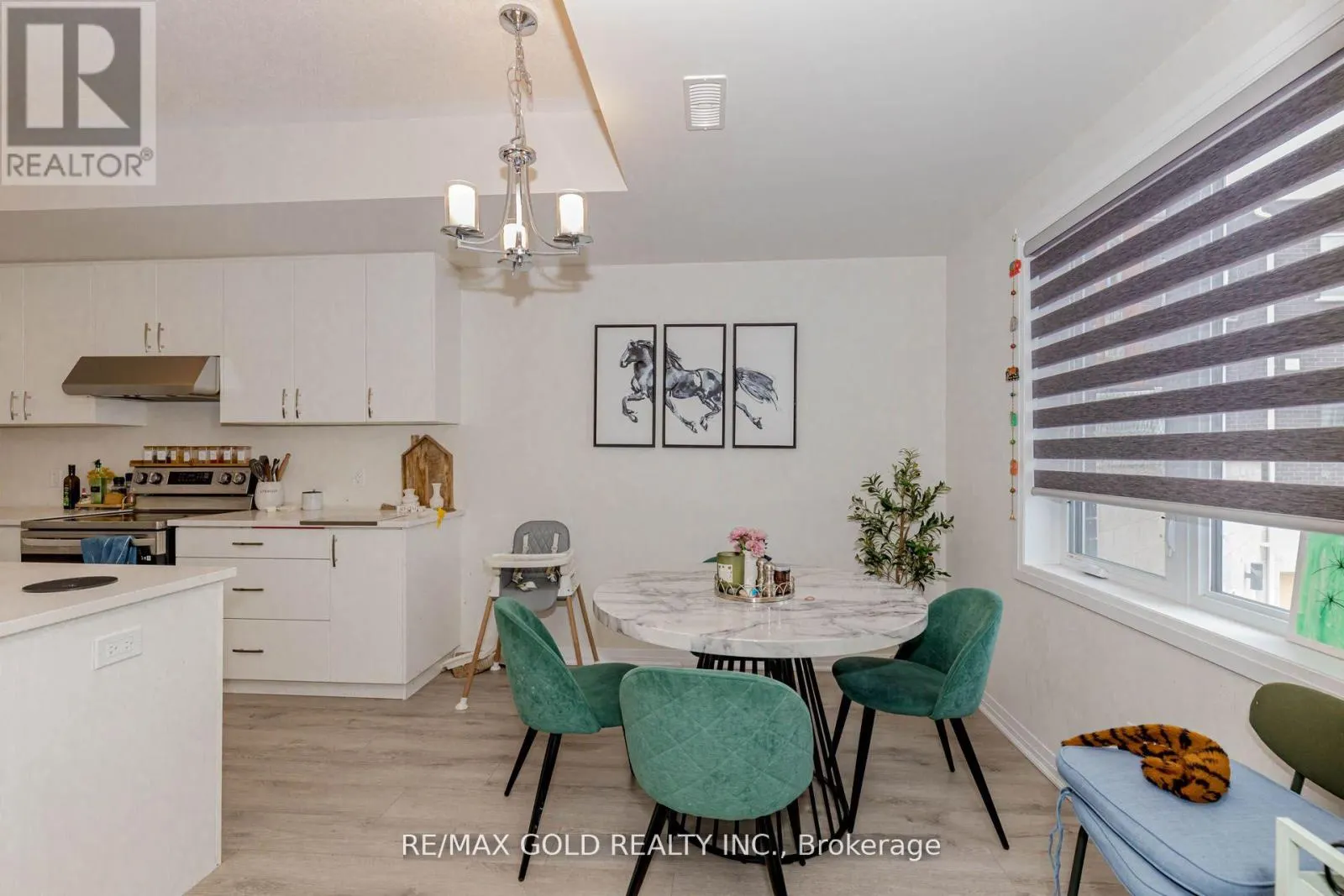 3 - 124 SEABROOK DRIVE
