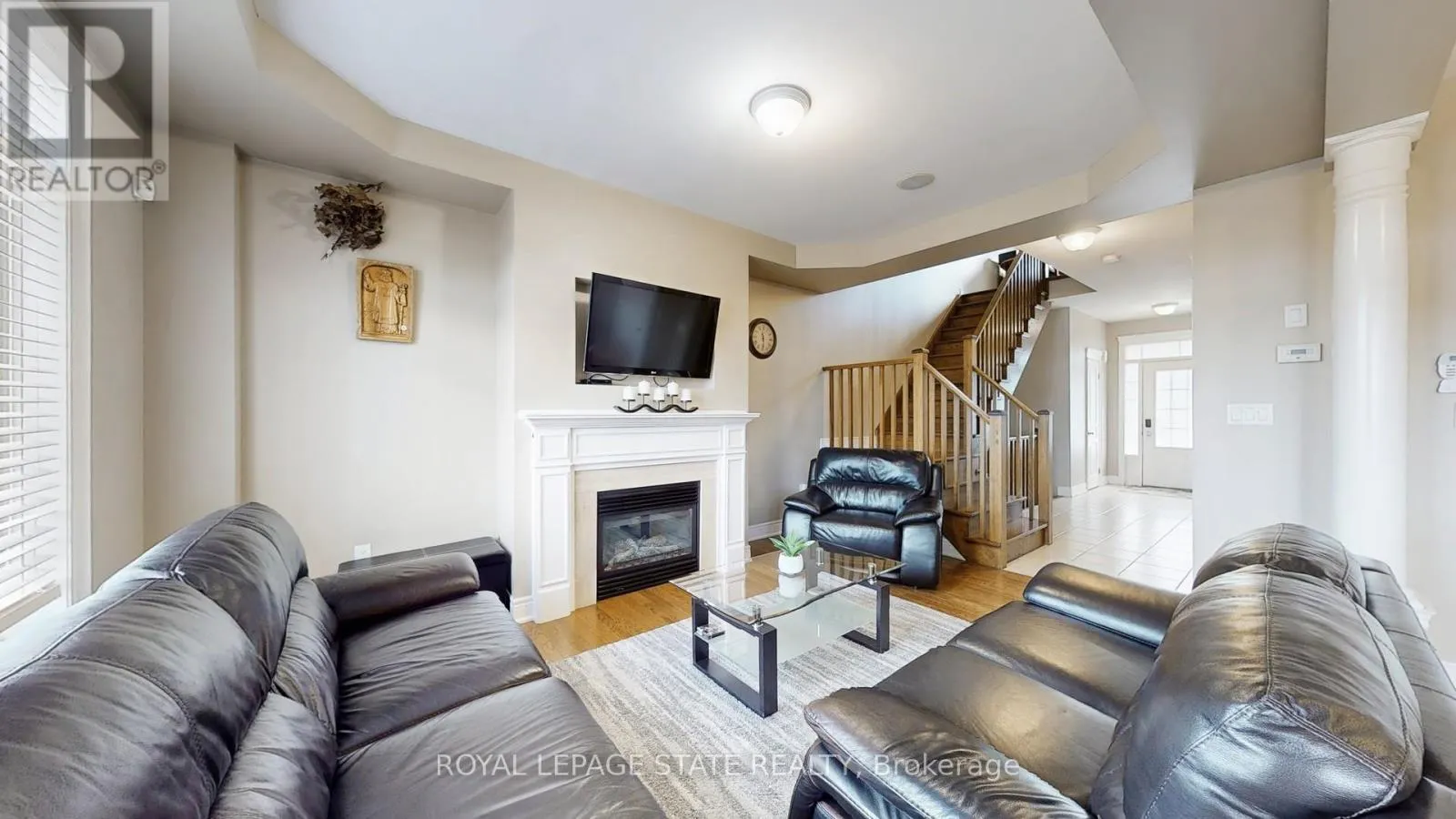 50 BANKFIELD CRESCENT