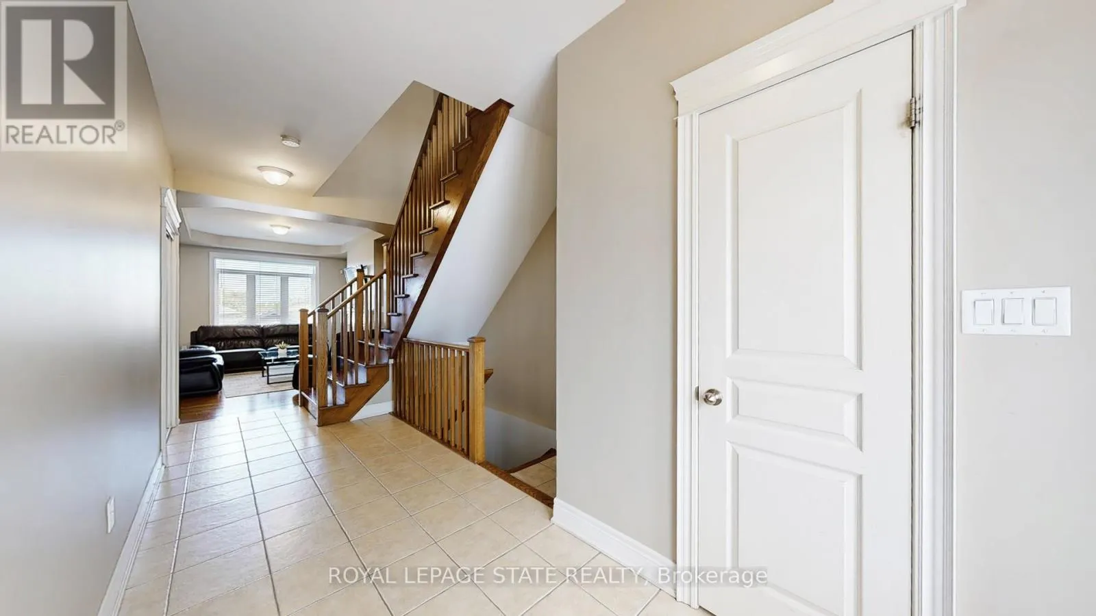 50 BANKFIELD CRESCENT