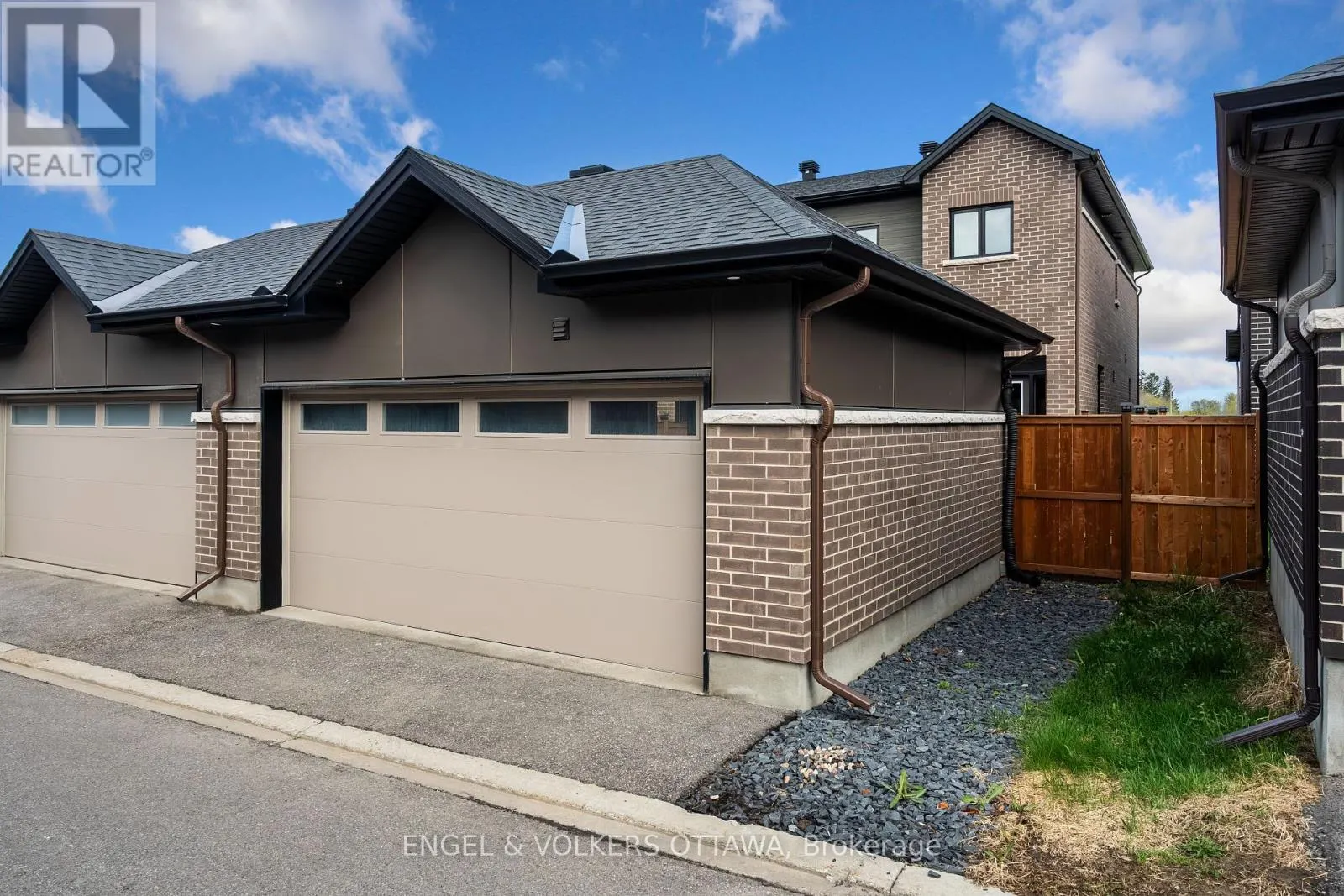 606 MIKINAK ROAD
