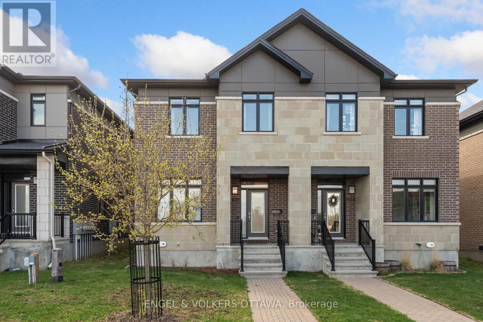 606 MIKINAK ROAD