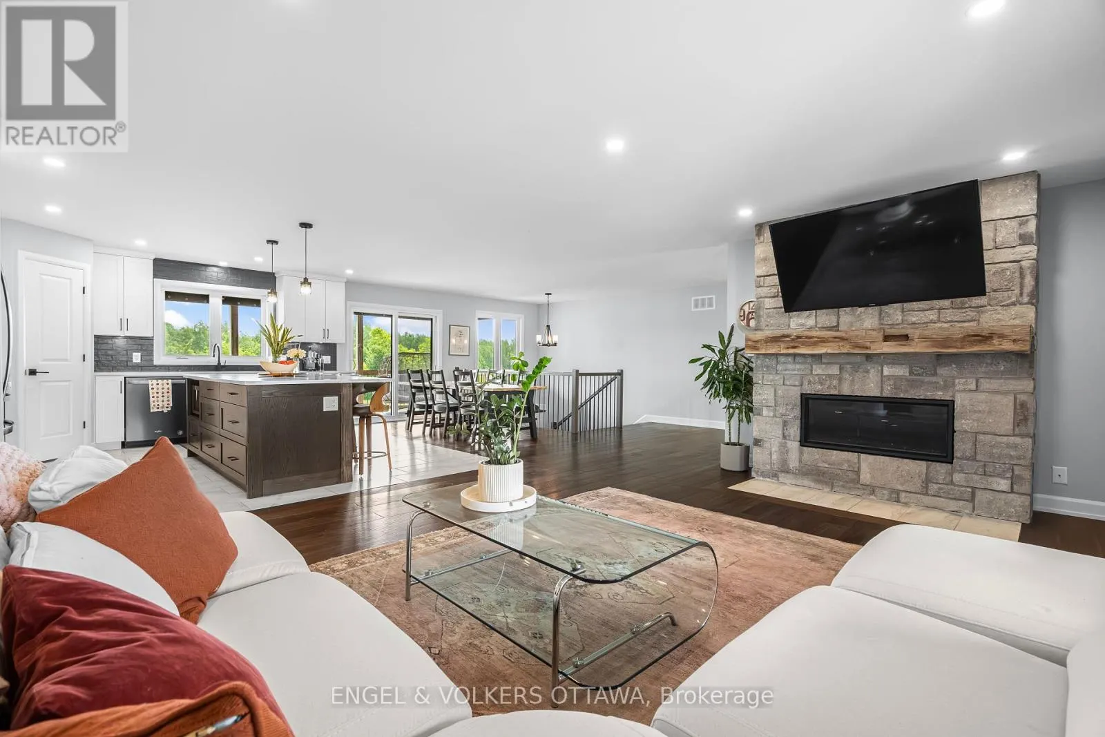 3415 STAGECOACH ROAD