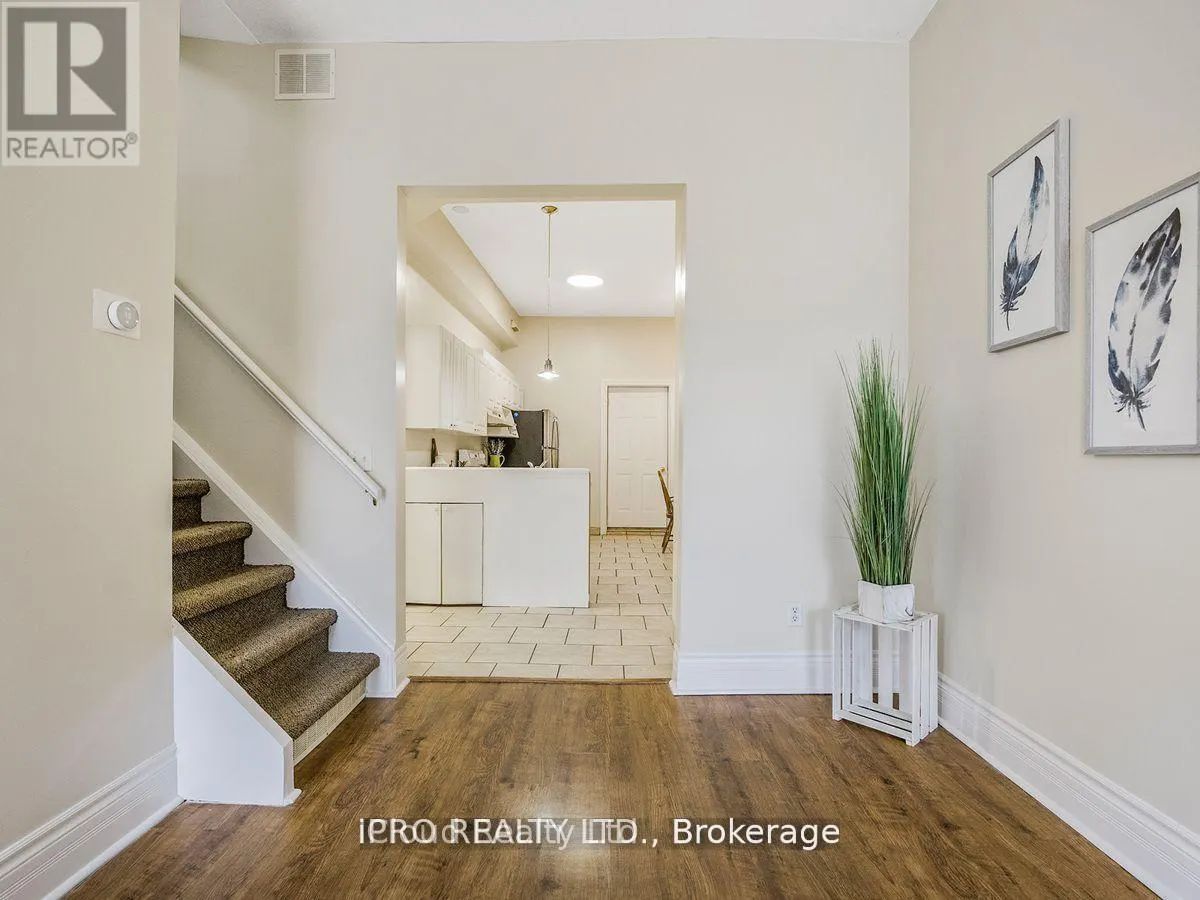 1308 KING STREET E