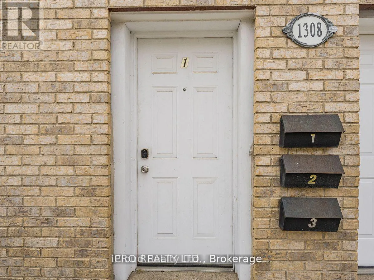 1308 KING STREET E