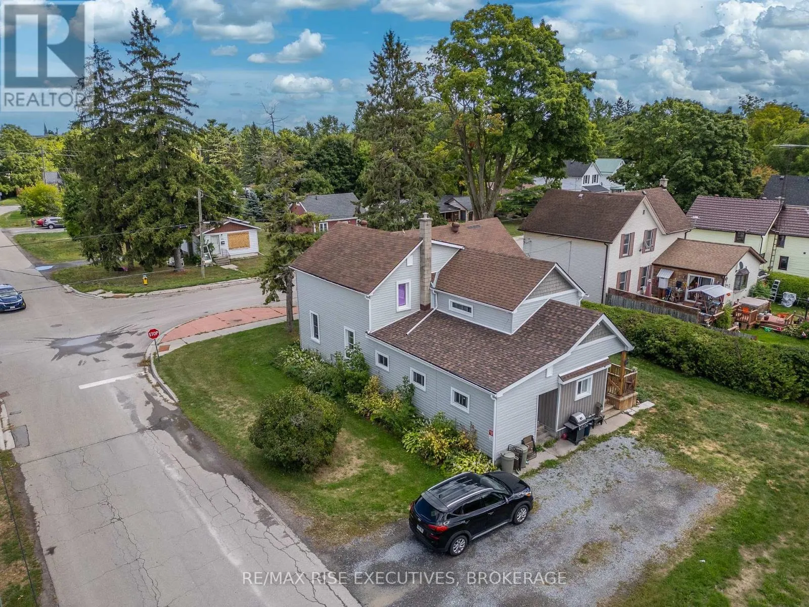 190 VICTORIA AVENUE