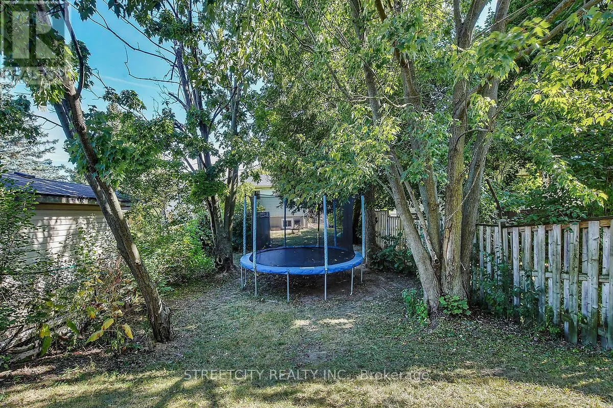 52 ADSWOOD ROAD