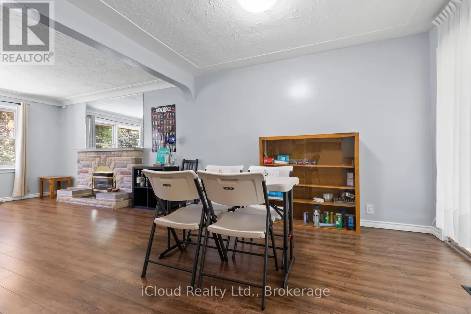 291 NEVILLE DRIVE
