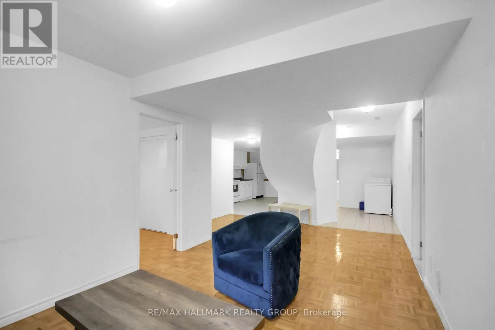 206 ANNAPOLIS CIRCLE