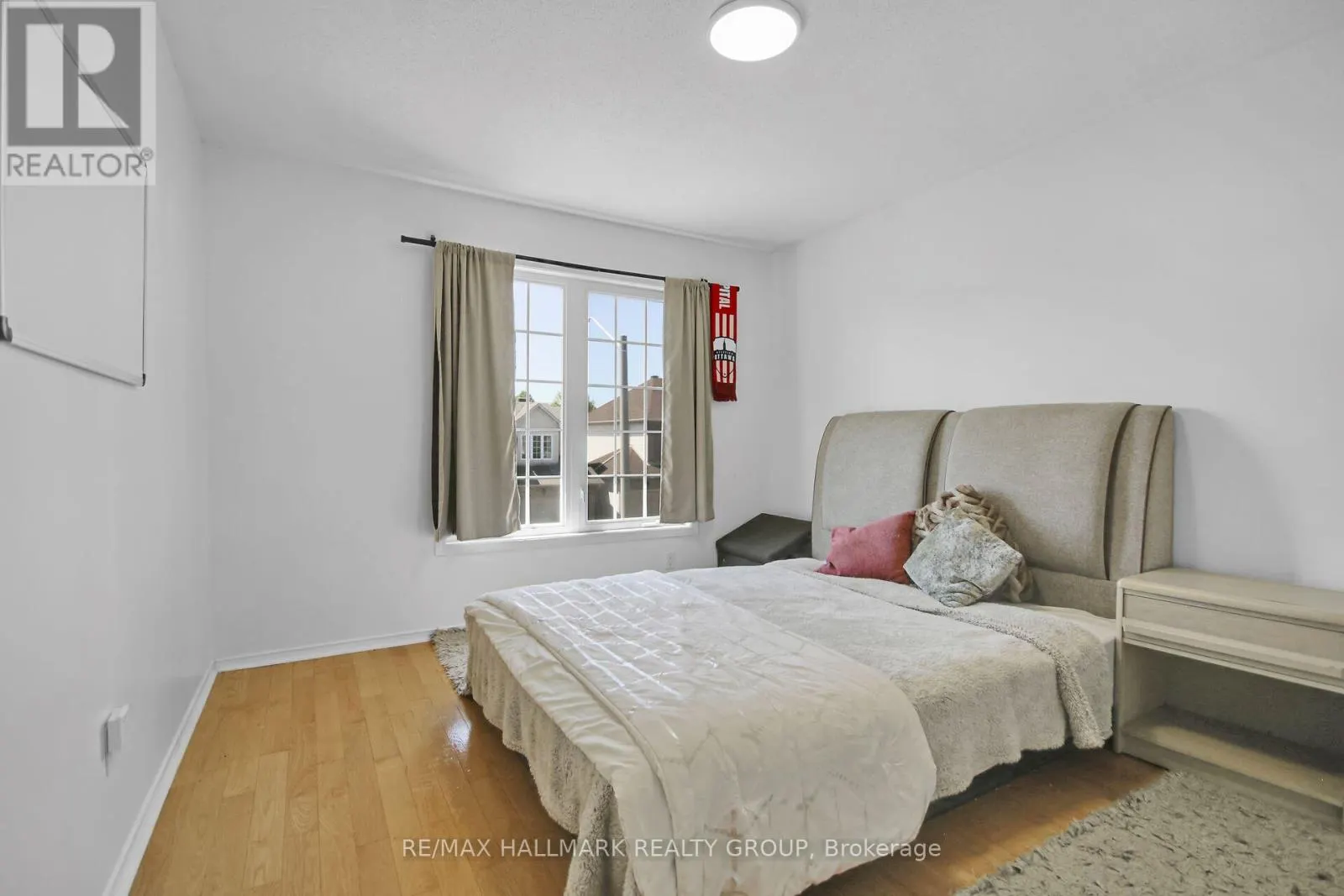 206 ANNAPOLIS CIRCLE