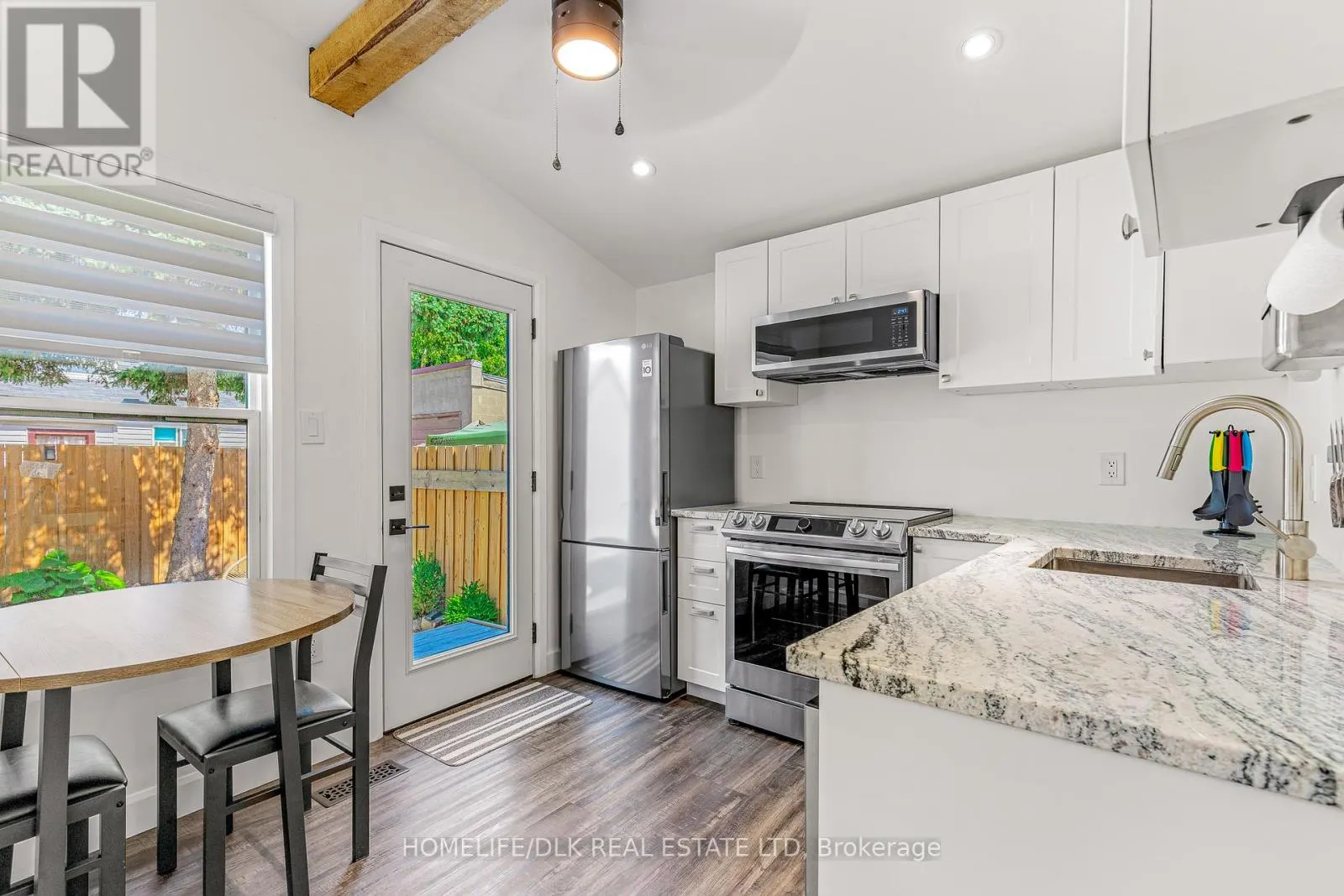 163 PEARL STREET W