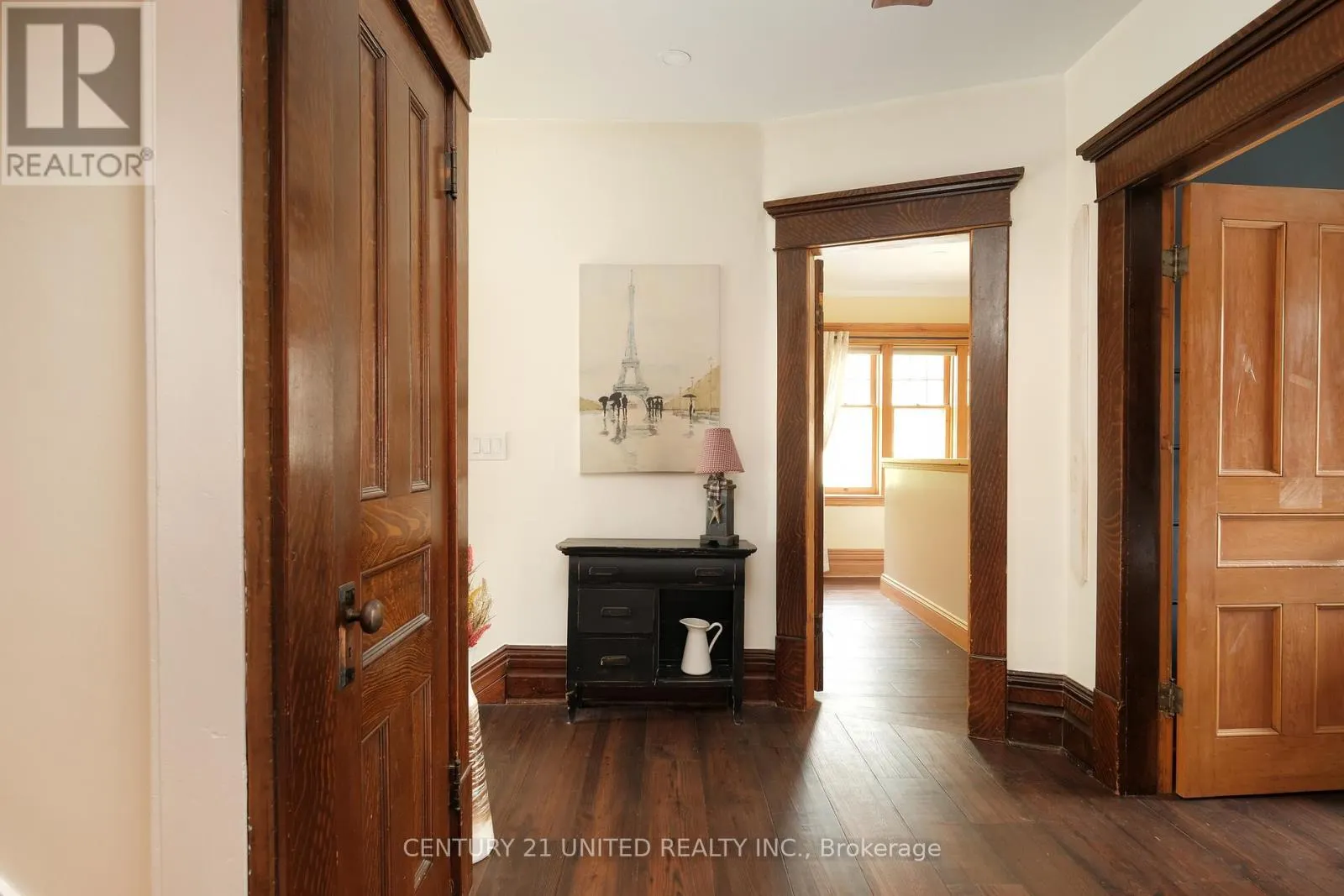 7 ENGLEBURN PLACE