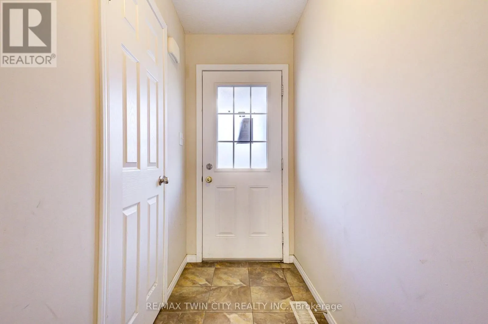 29 GRAND FLATS TRAIL
