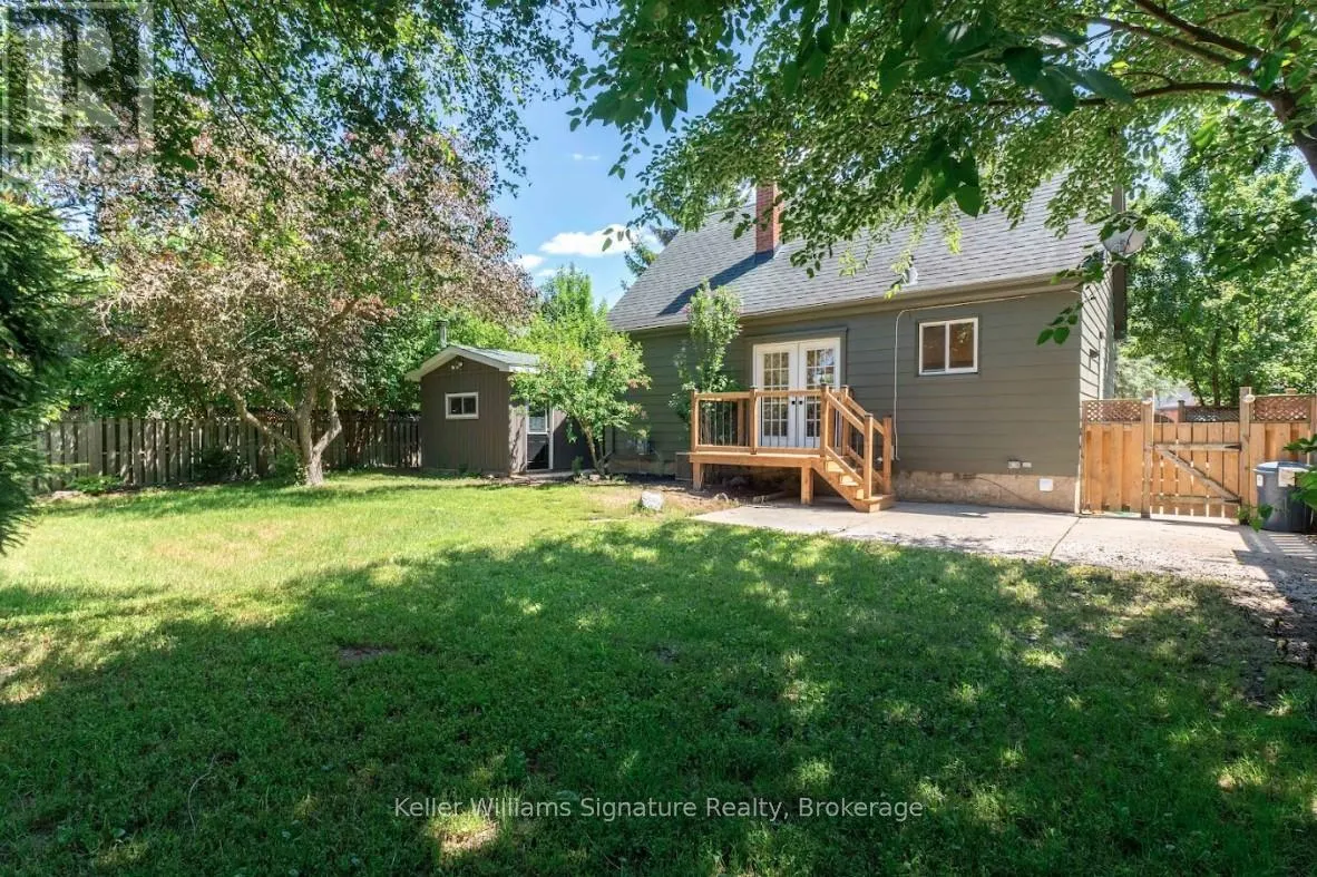44 GROVE CRESCENT