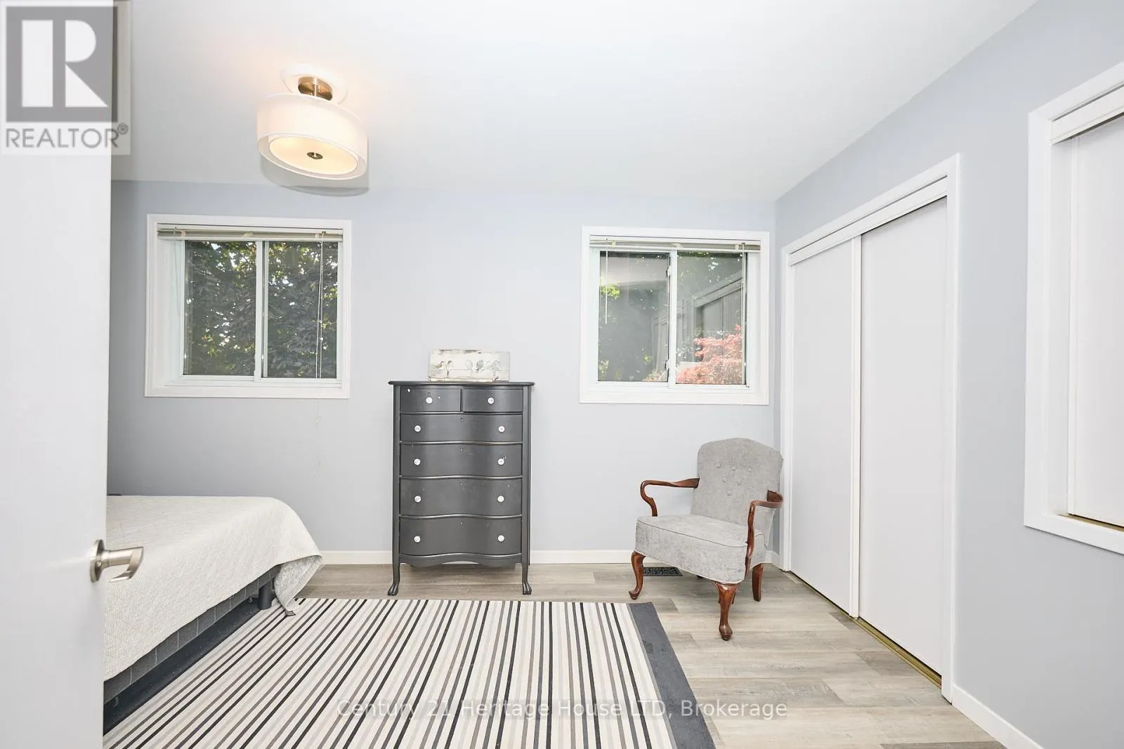 15 MALKIN AVENUE