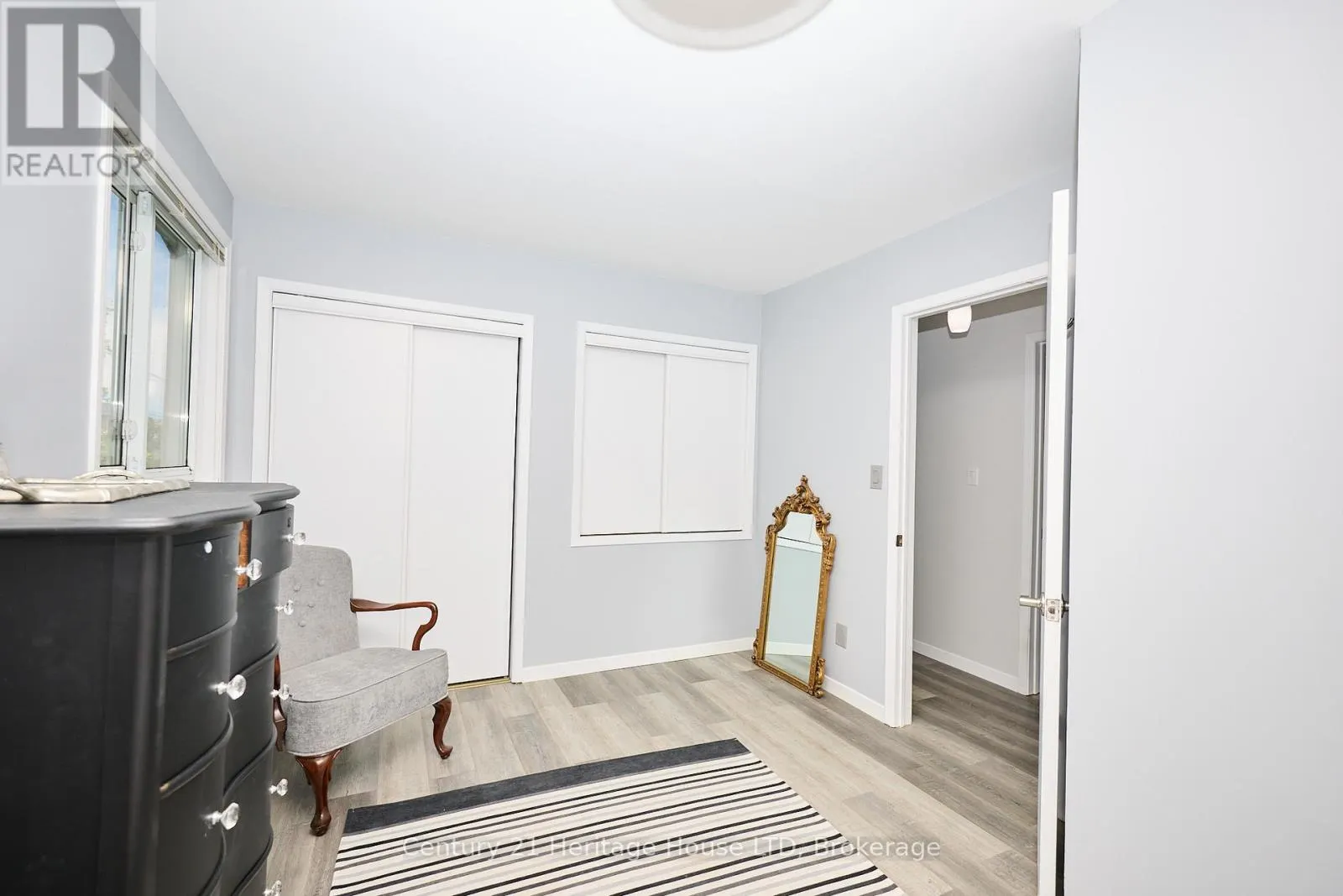 15 MALKIN AVENUE