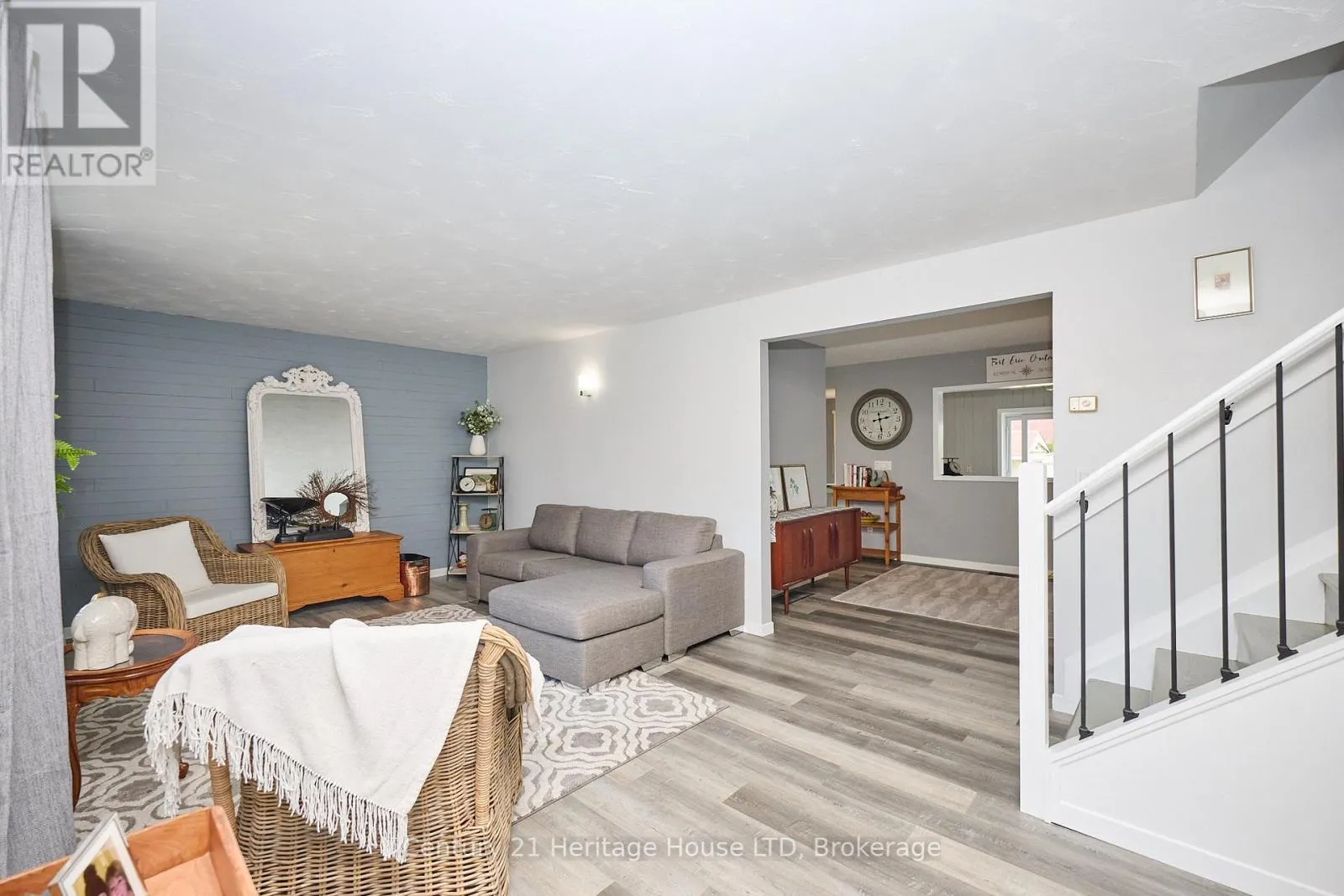 15 MALKIN AVENUE