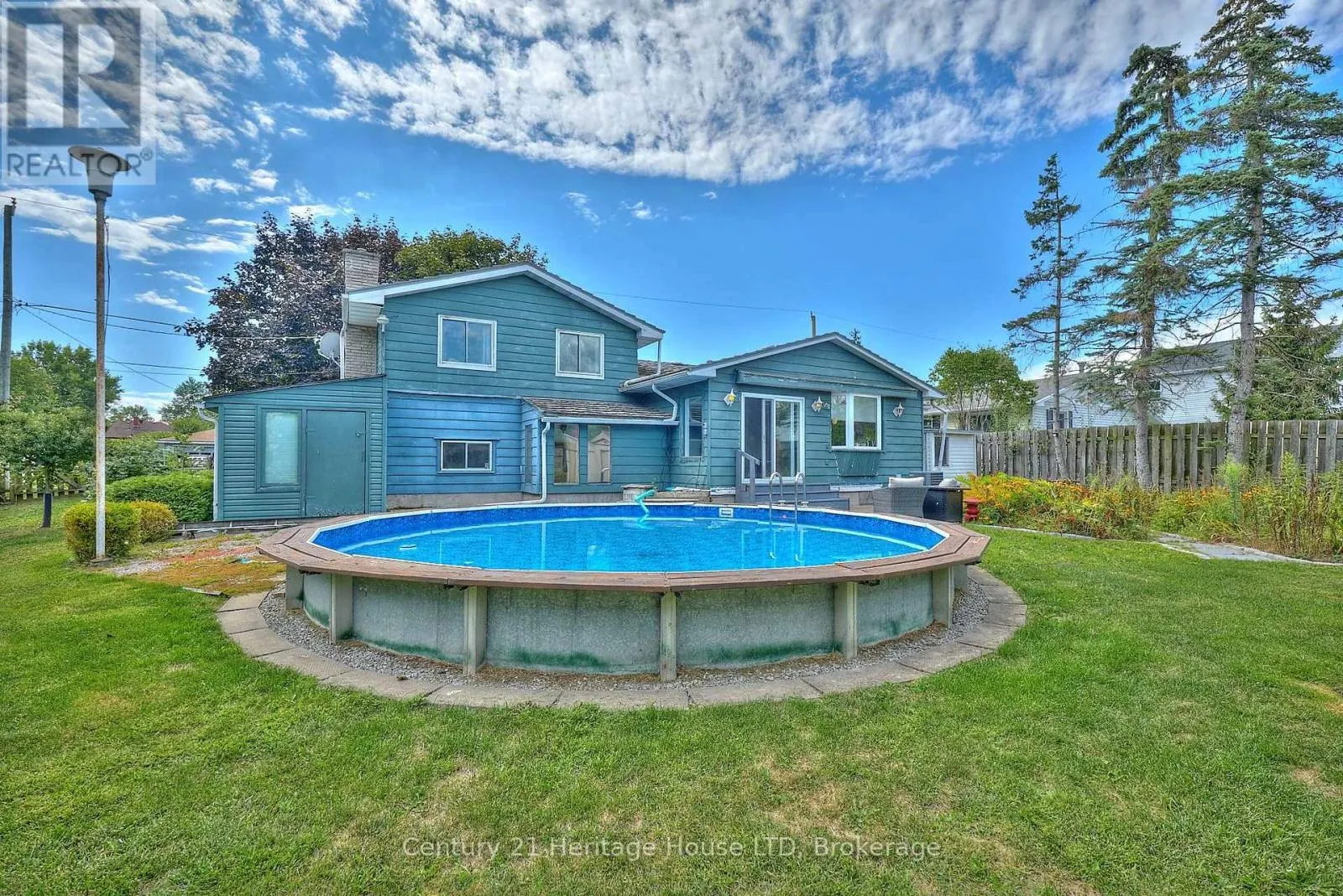 15 MALKIN AVENUE