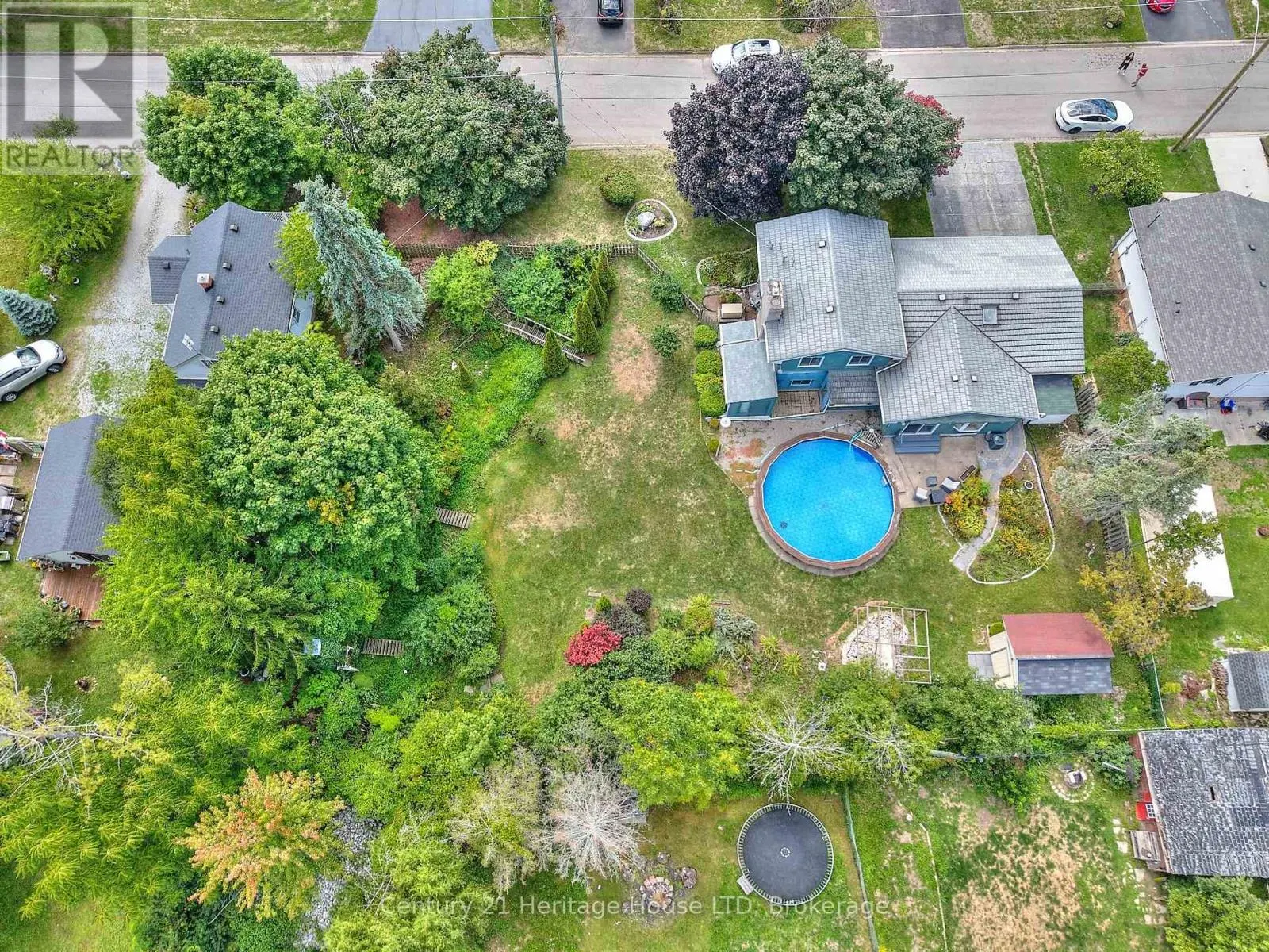 15 MALKIN AVENUE