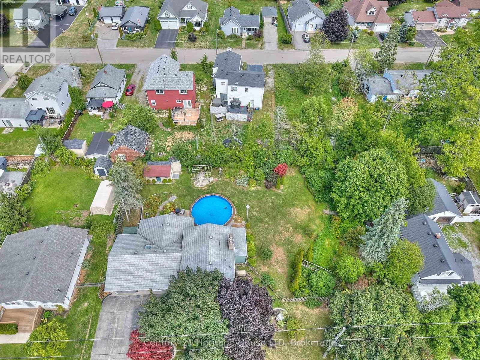 15 MALKIN AVENUE