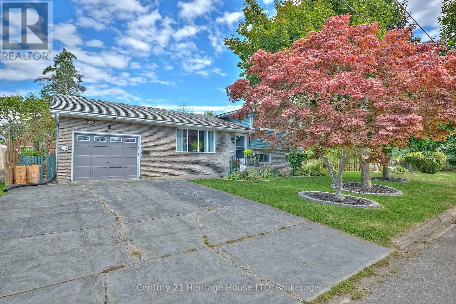 15 MALKIN AVENUE