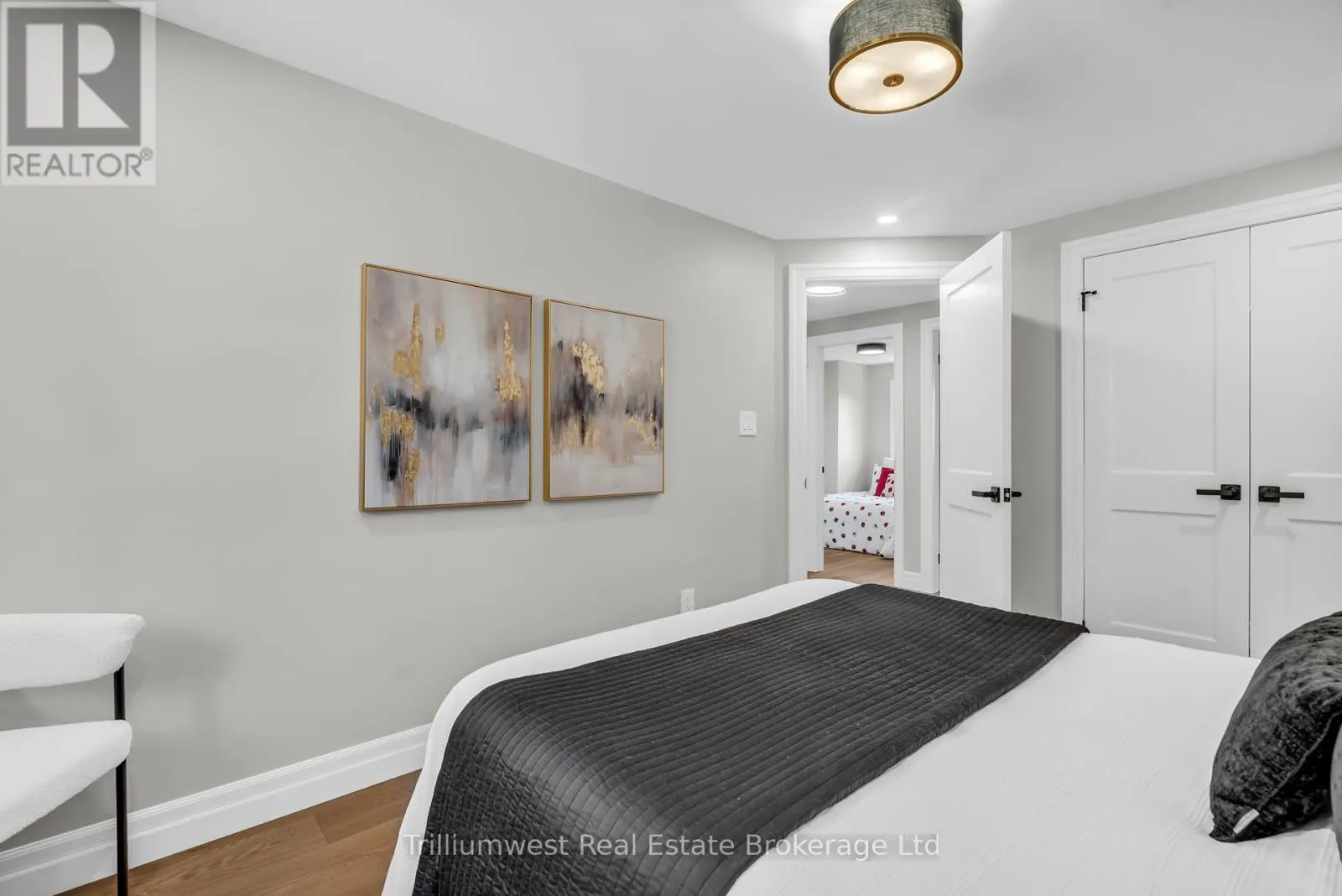 8 CHADWICK AVENUE