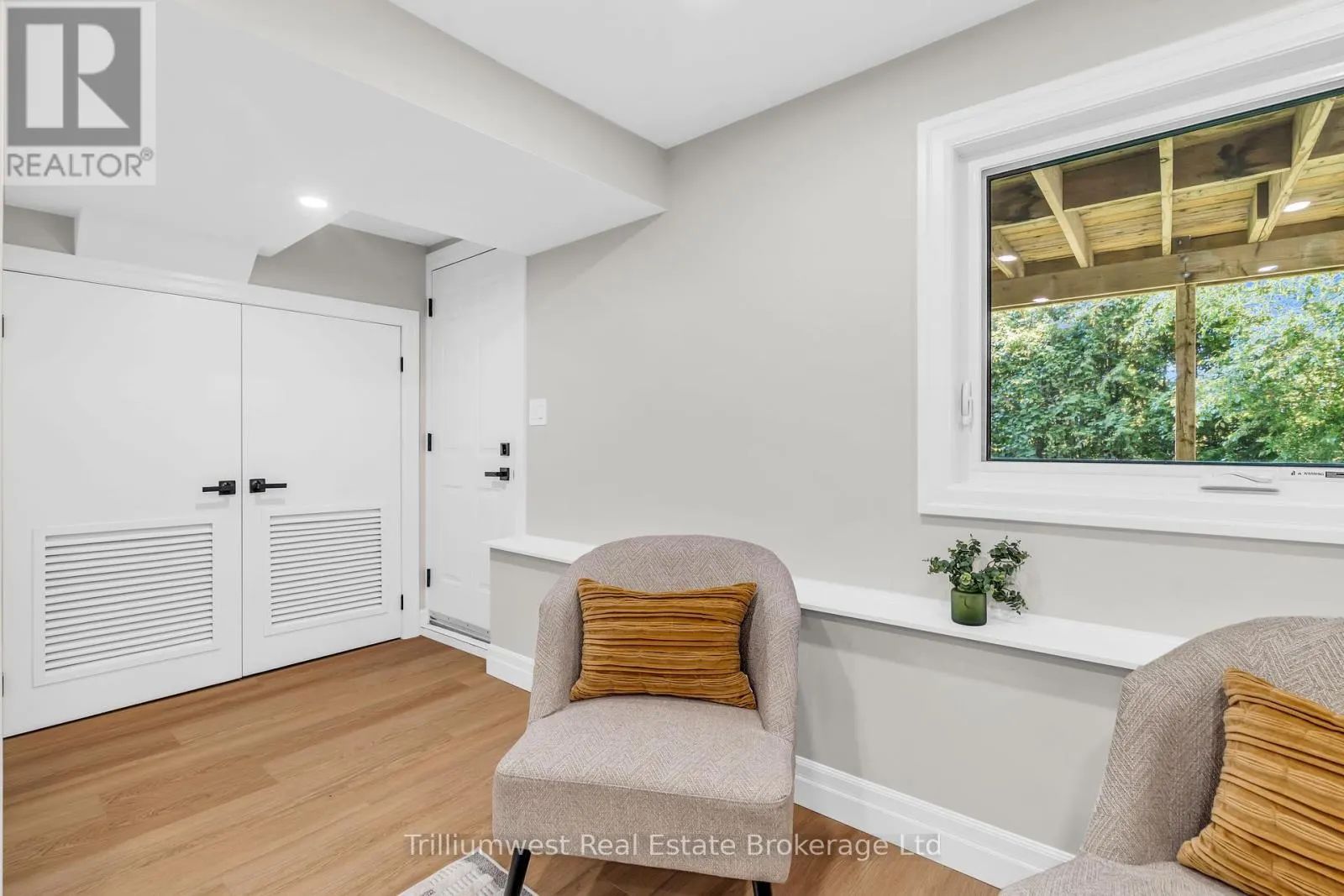 8 CHADWICK AVENUE