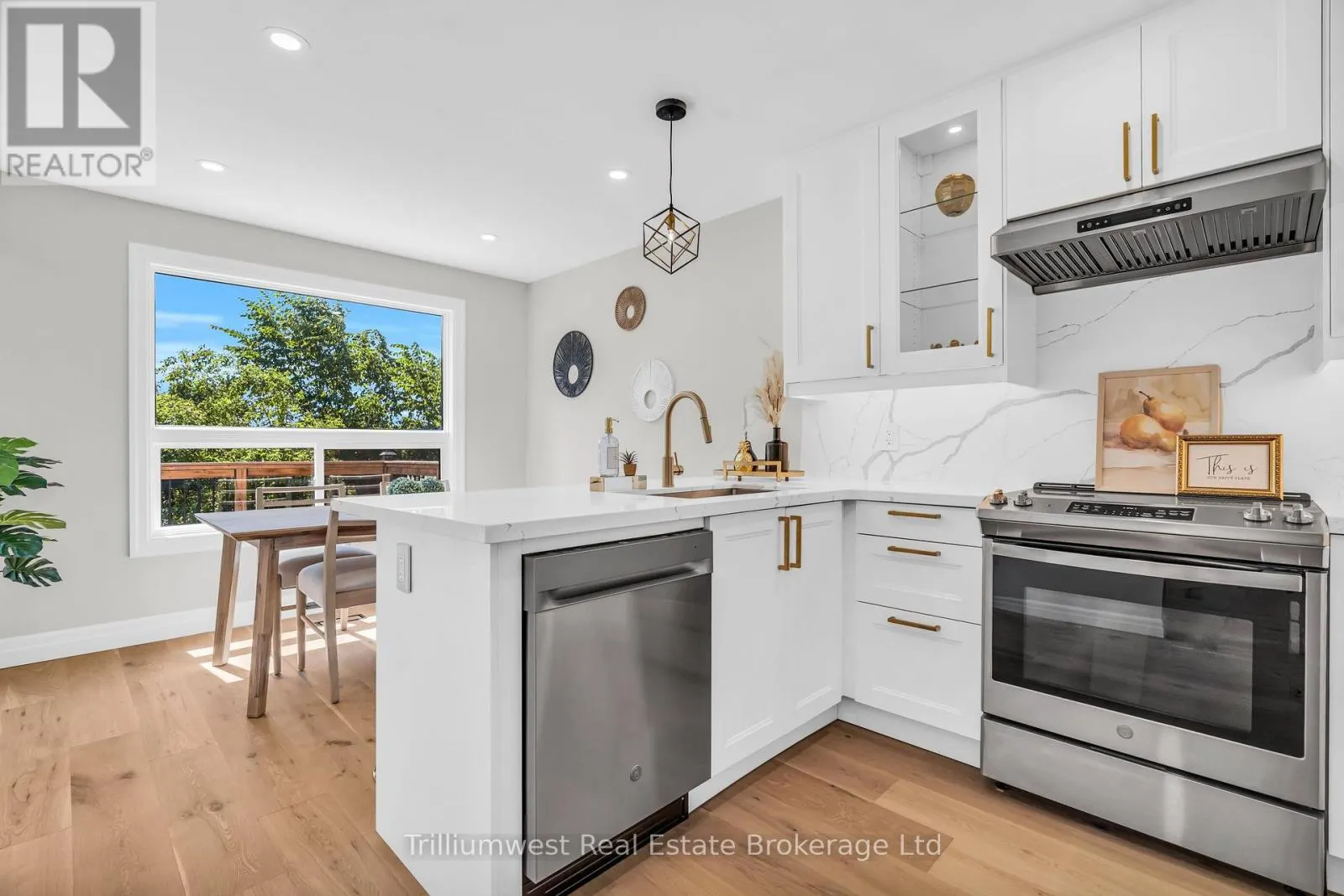 8 CHADWICK AVENUE