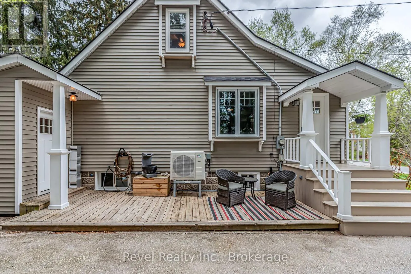382 2ND AVENUE SE