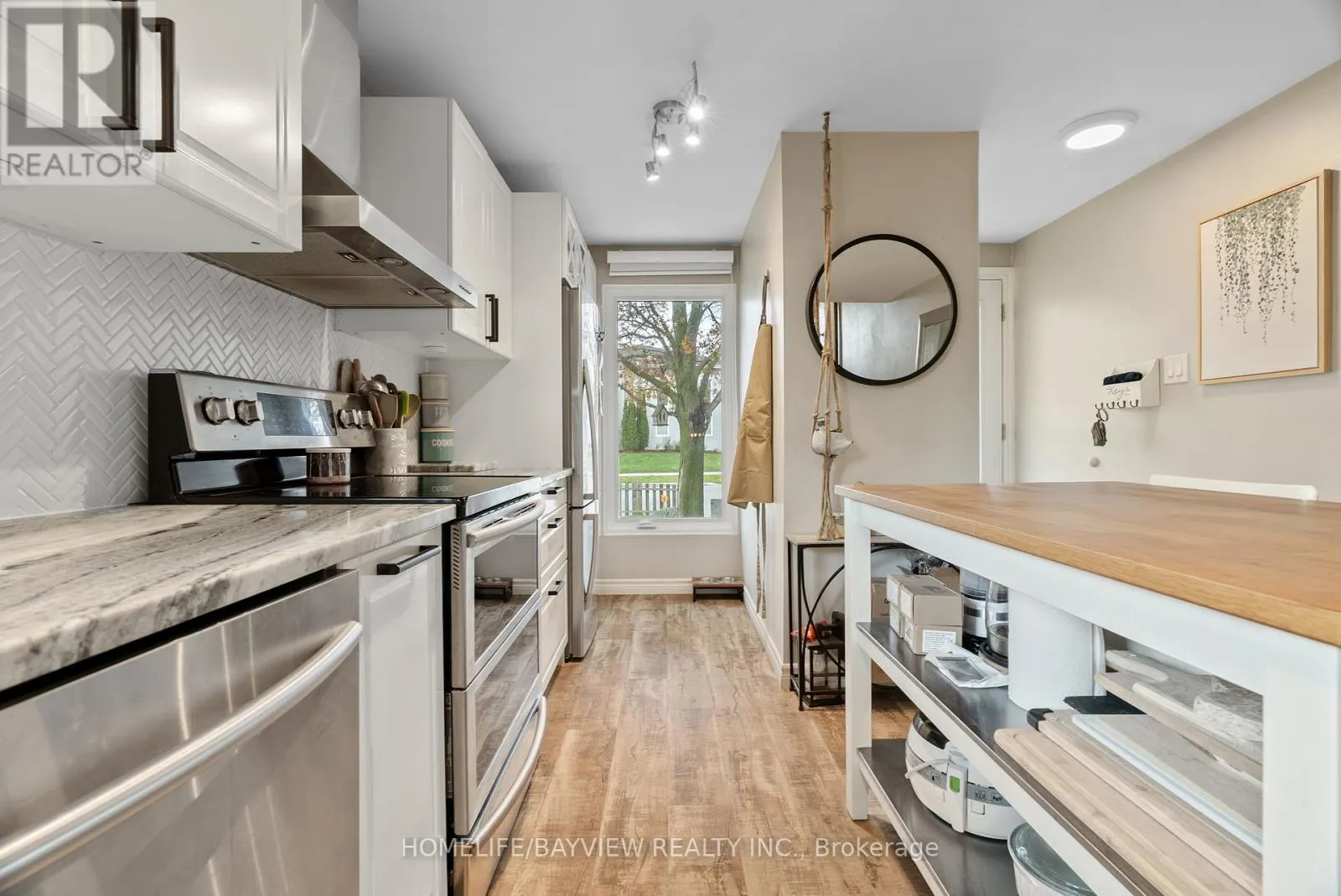 333 PRESTON PARKWAY