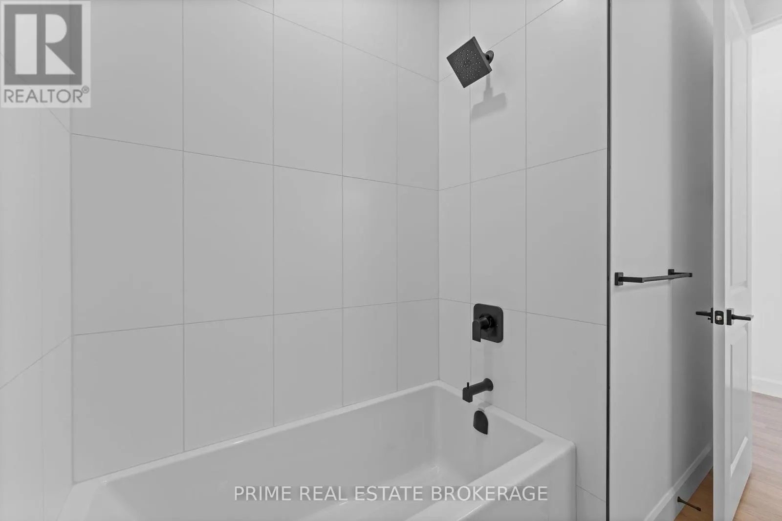 1 - 110 COASTAL CRESCENT, #1