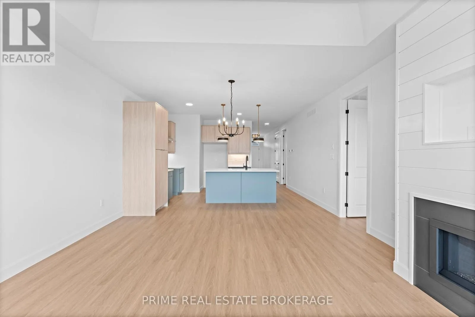 1 - 110 COASTAL CRESCENT, #1