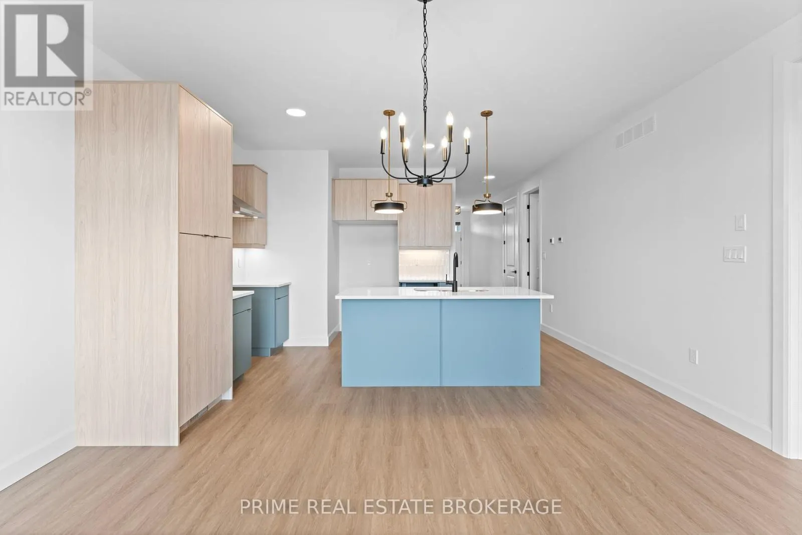 1 - 110 COASTAL CRESCENT, #1