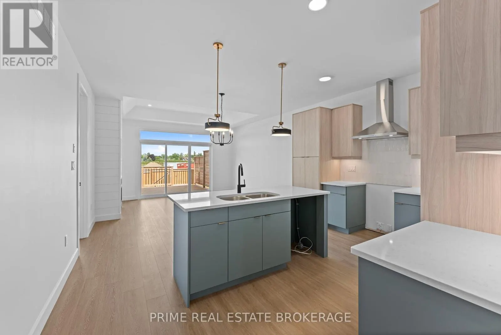 1 - 110 COASTAL CRESCENT, #1