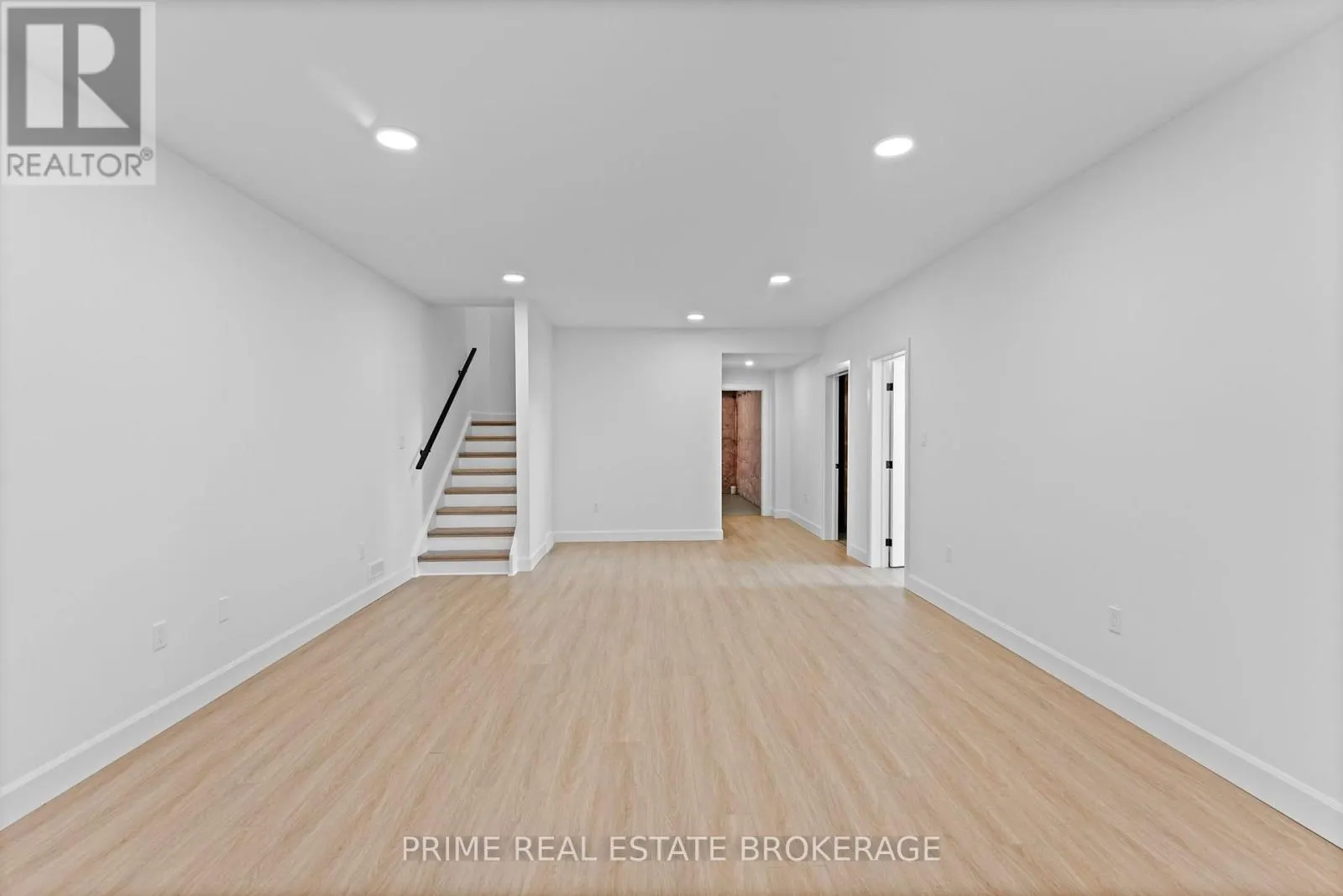 1 - 110 COASTAL CRESCENT, #1