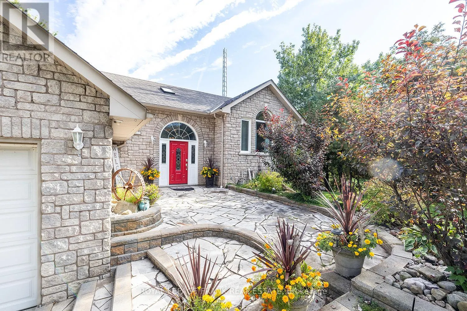 25 SHELLEY DRIVE